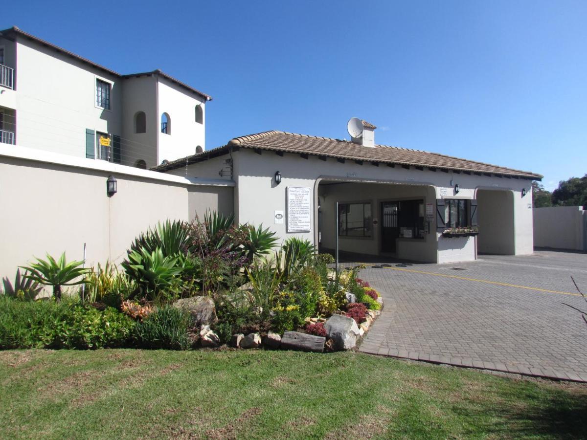 Santini Lace Self Catering Unit Plettenberg Bay Bagian luar foto